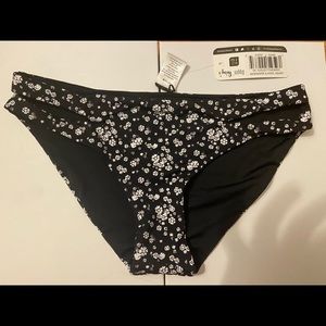 BRAND NEW dippin daisy’s bikini bottom!